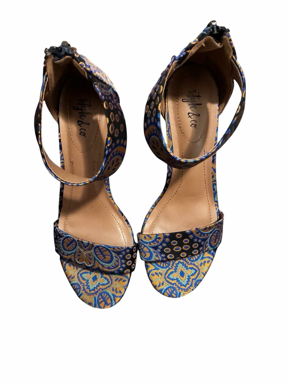 Style&Co Blue and Orange Paisley Printed Heels Womens Size 5